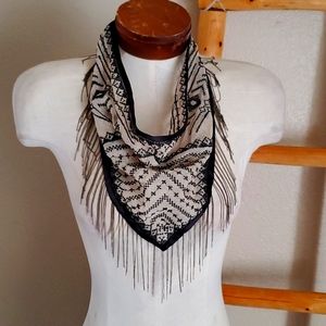 Steve madden scarf